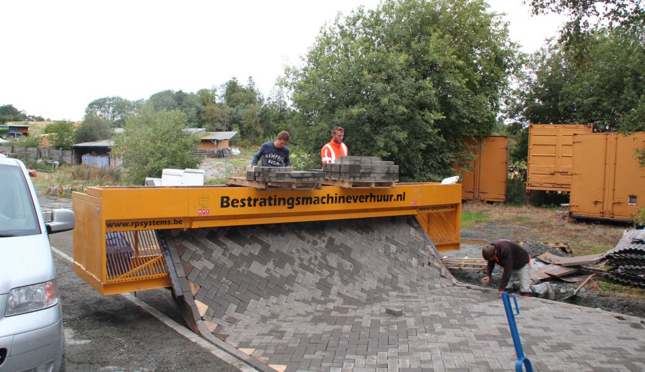 Machinaal straten met Roadprinter in Trondheim Noorwegen