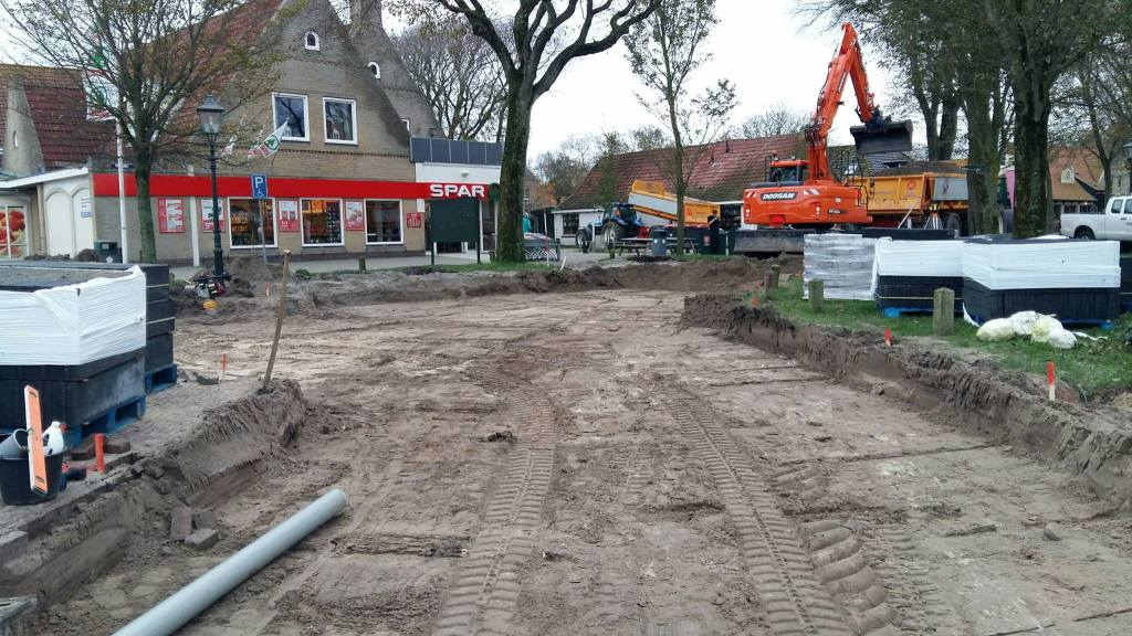 Voorbereiding nieuwe bestrating Verbindingsweg Ameland